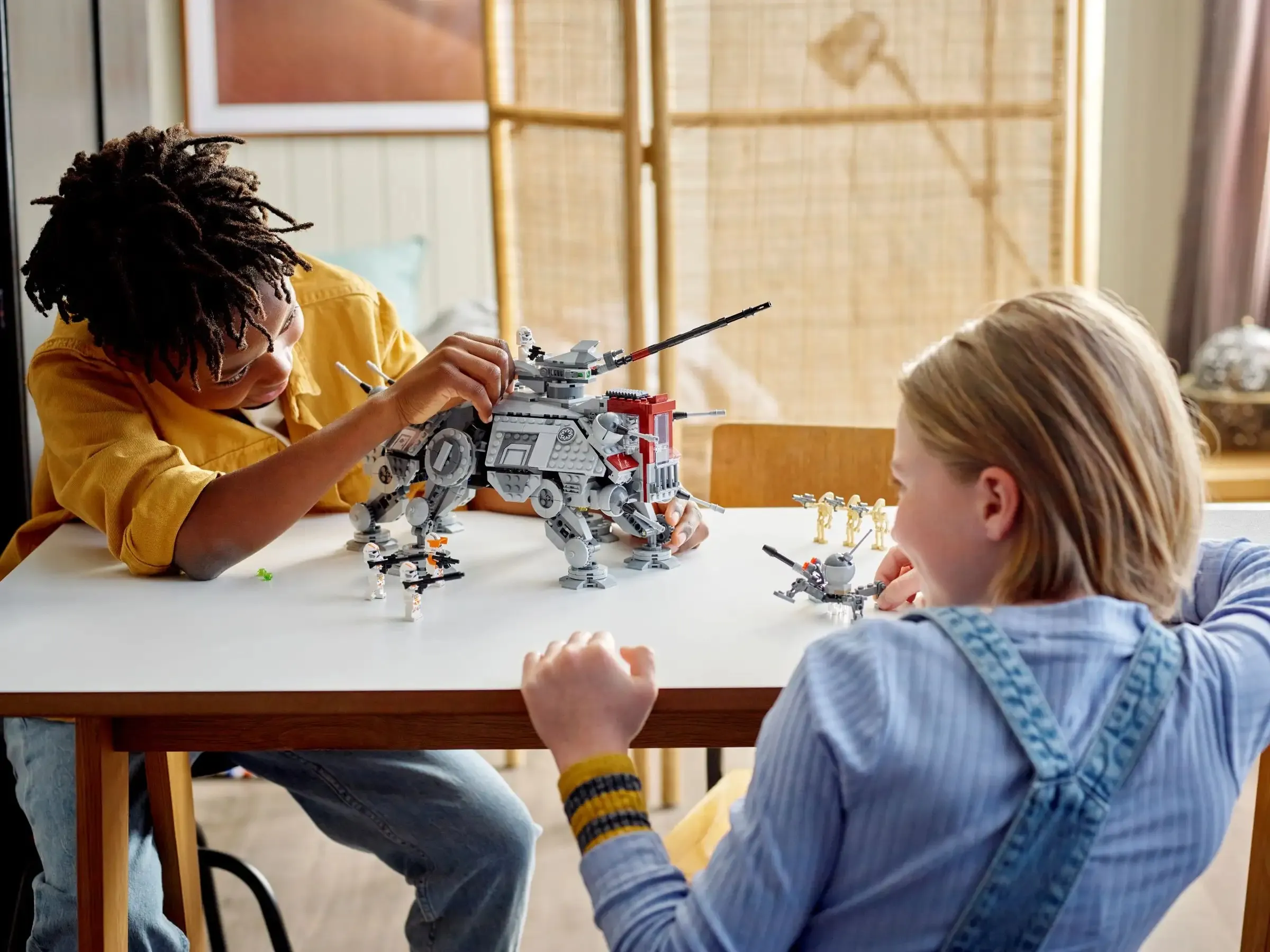 Конструктор LEGO Star Wars AT-TE Walker (75337)