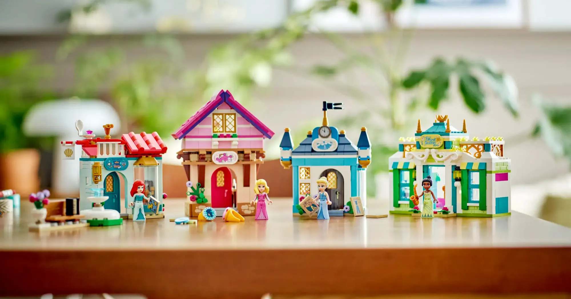 Конструктор LEGO Disney Princess Market Adventure (43246)