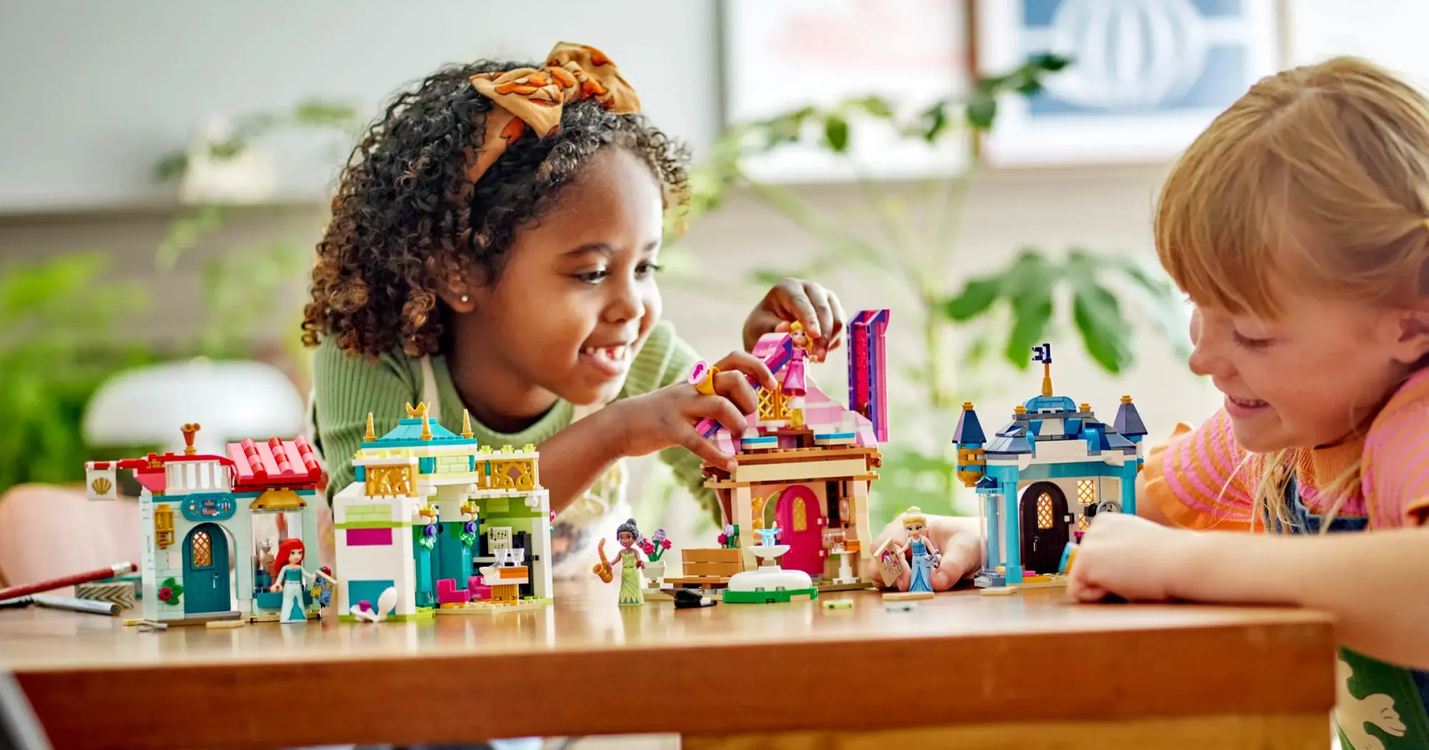 Конструктор LEGO Disney Princess Market Adventure (43246)