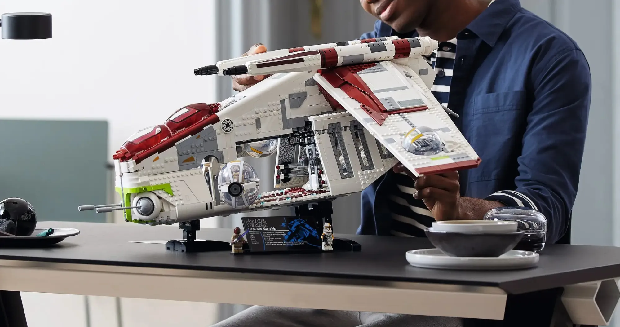 Конструктор LEGO Star Wars Republic Gunship (75309)