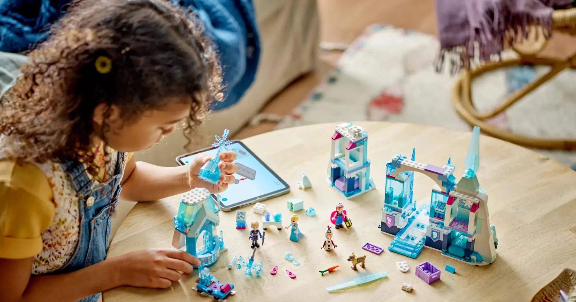 Конструктор LEGO Disney Elsa's Ice Palace (43244)