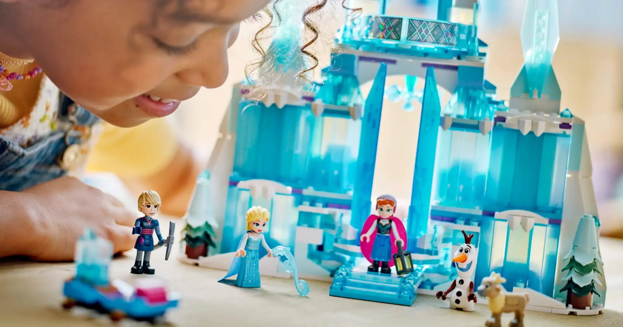 Конструктор LEGO Disney Elsa's Ice Palace (43244)