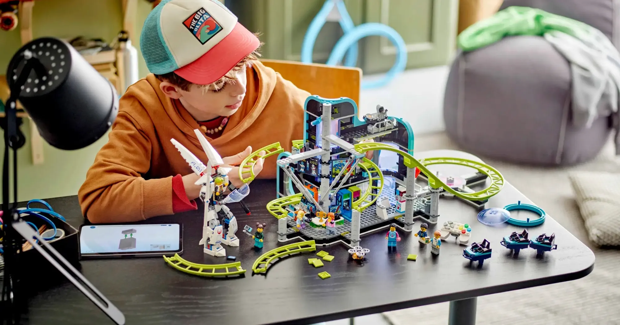 Конструктор LEGO City Robot World Roller-Coaster Park (60421)