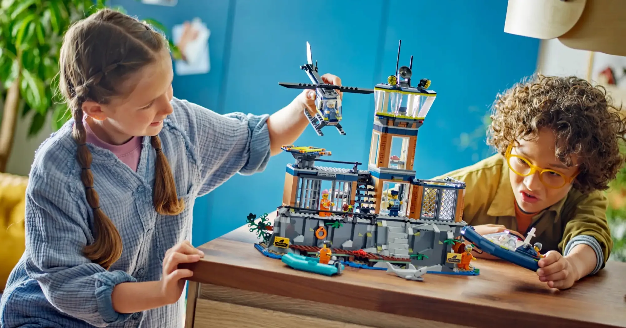 Конструктор LEGO City Police Prison Island (60419)