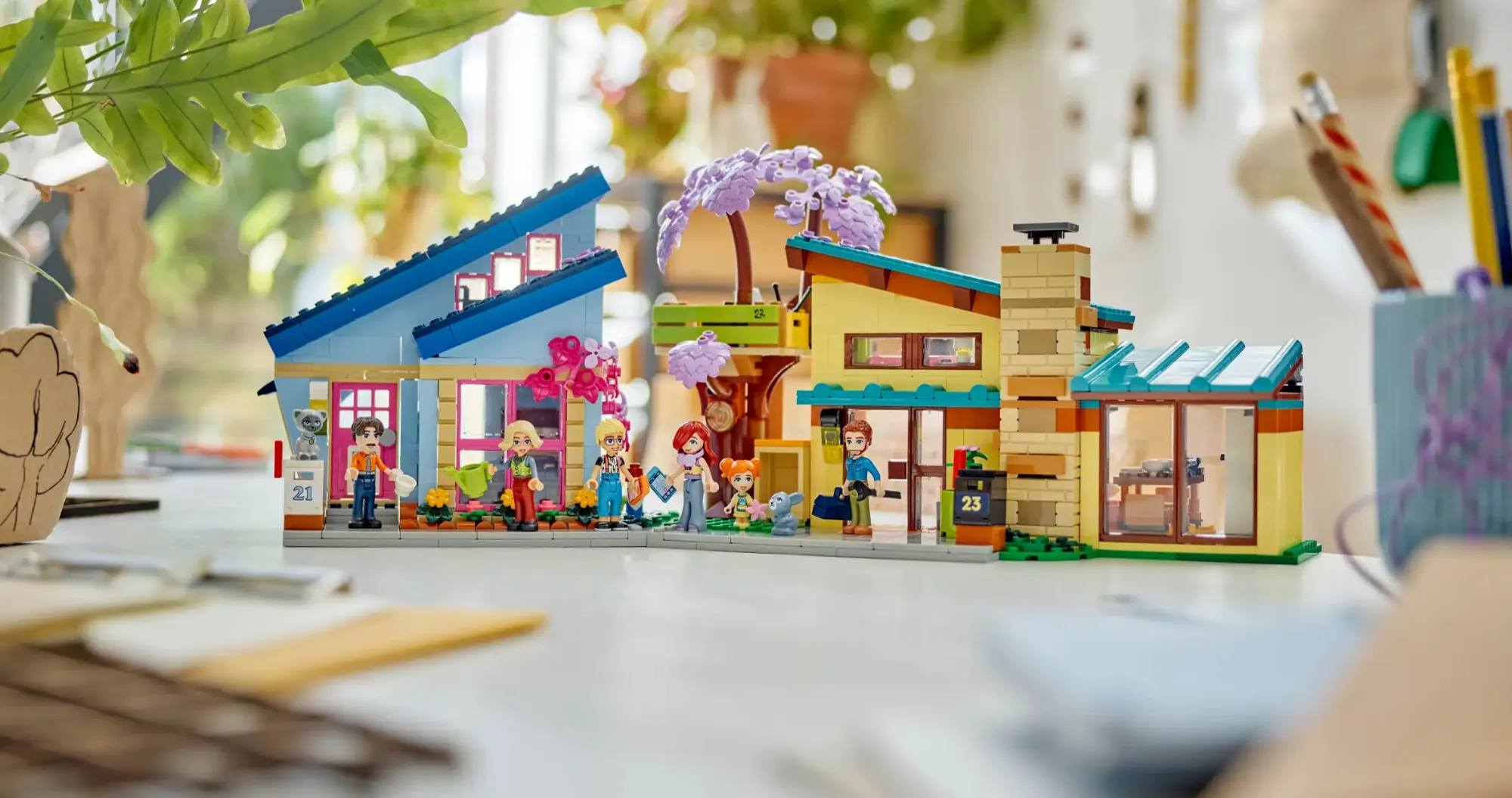 Конструктор LEGO Friends Olly and Paisley's Family Houses (42620)