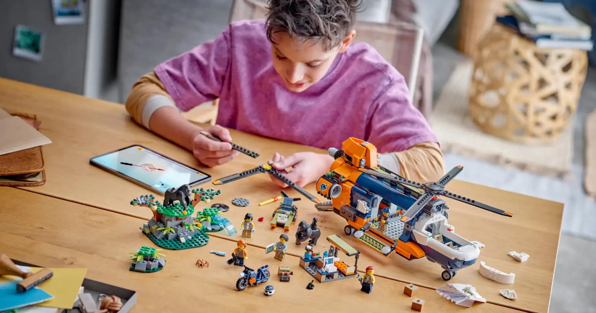 Конструктор LEGO City Jungle Explorer Helicopter at Base Camp (60437)