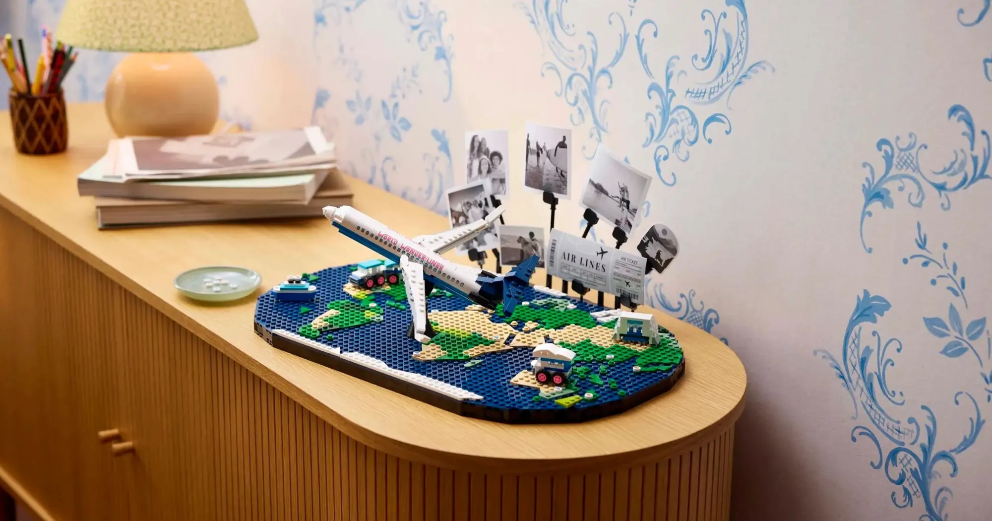 Конструктор LEGO Other Миті з подорожей (41838)