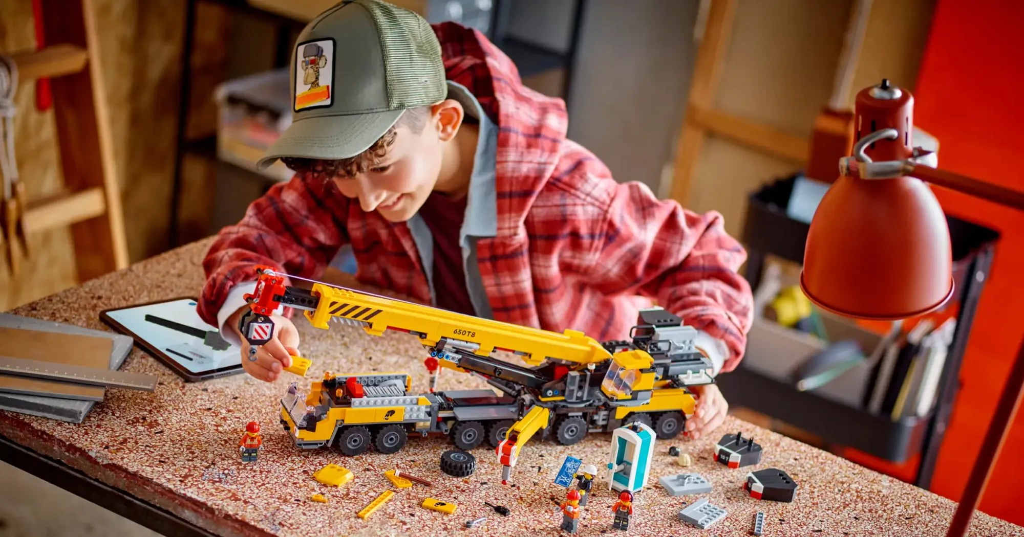 Конструктор LEGO City Yellow Mobile Construction Crane (60409)