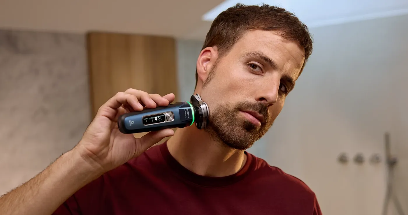 Электрическая бритва Philips Series i9000 Prestige SkinIQ