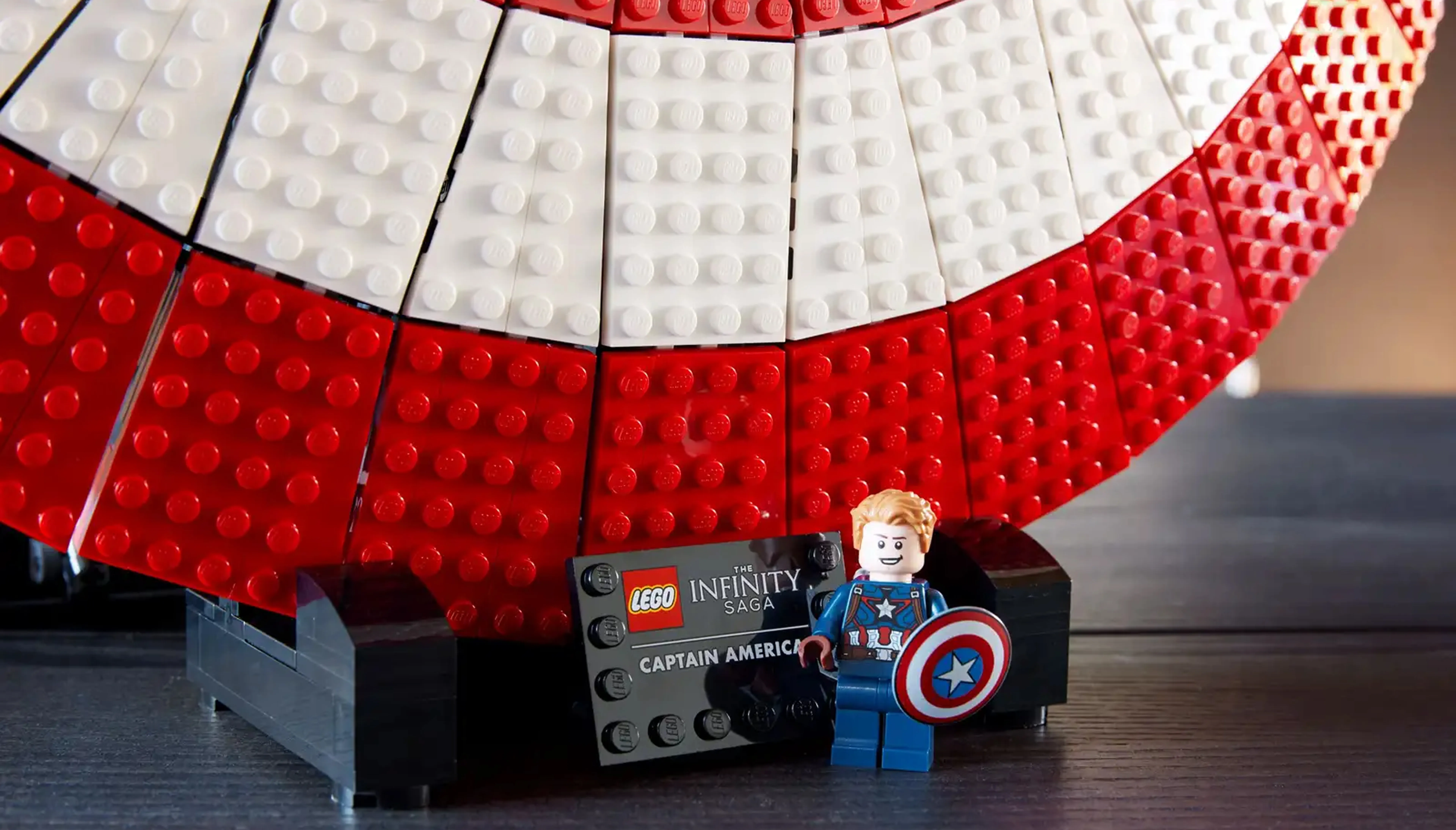 Конструктор LEGO Marvel Captain America's Shield (76262)
