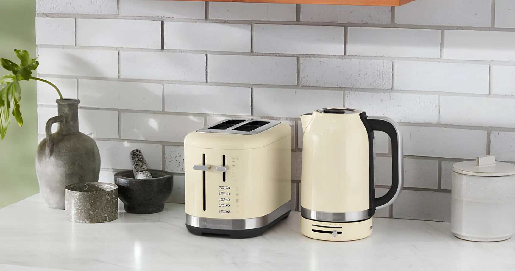Електрочайник KitchenAid (Cream) (UA)