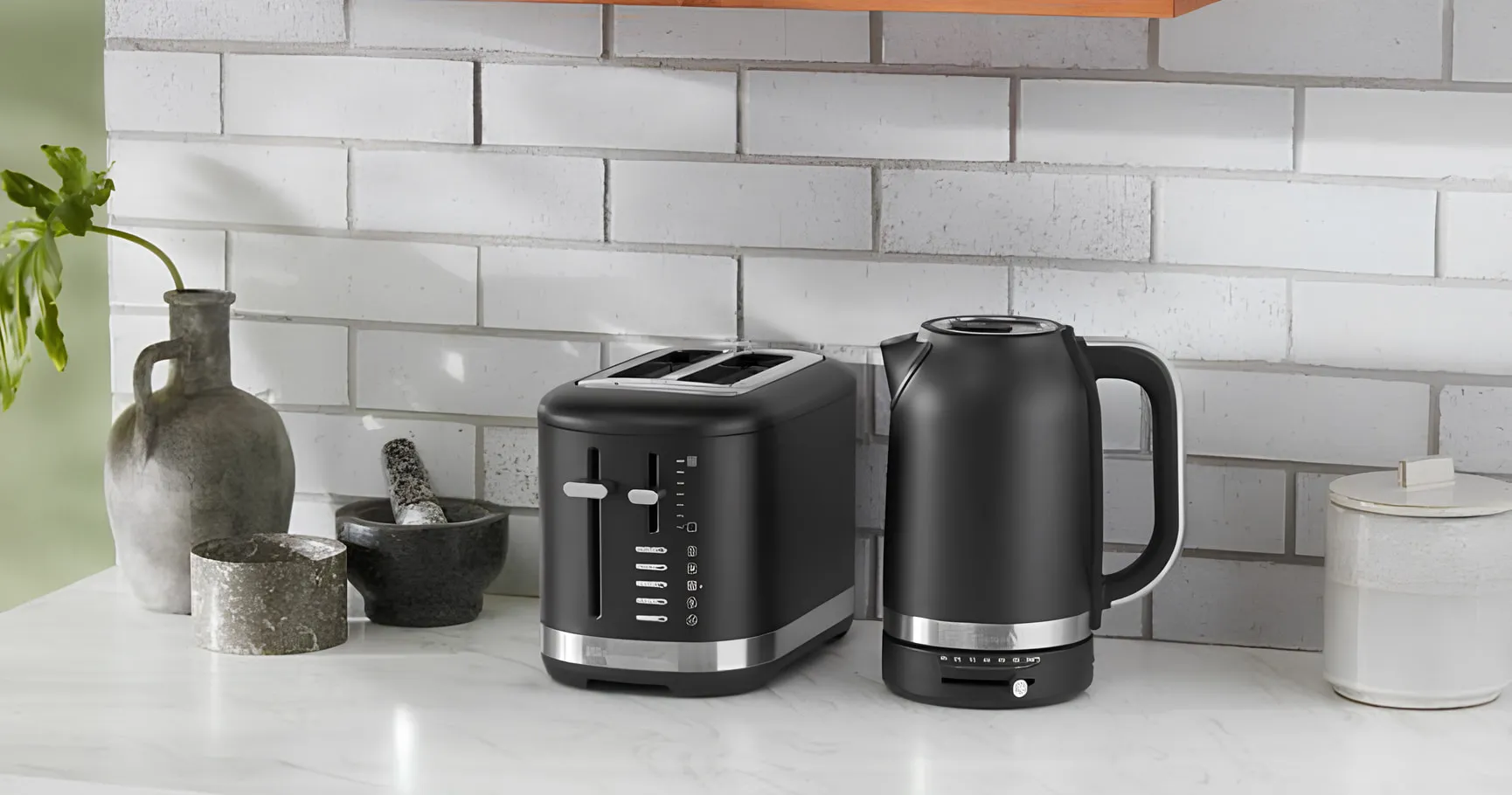 Електрочайник KitchenAid (Black Matte) (UA)