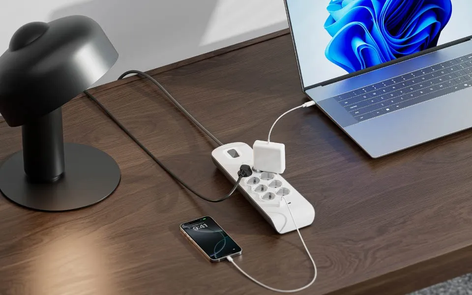 Мережевий фільтр Belkin 8хТип F, 3x1.5мм кв, 16А, 2xUSB-A 2.4A, з захистом від перенапруги,2м (White)