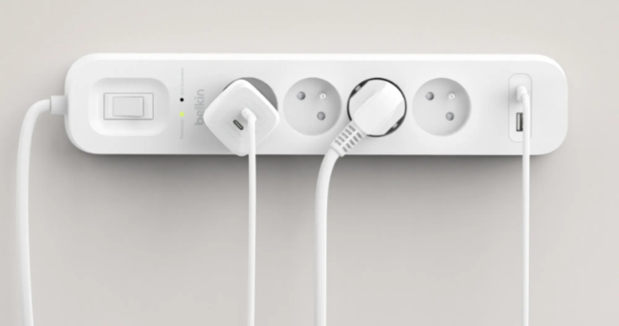 Сетевой фильтр Belkin 4хТип F, 3x1.5мм кв, 16А, USB-A/USB-C 18Вт, с защитой от перенапряжения, 2м (White)