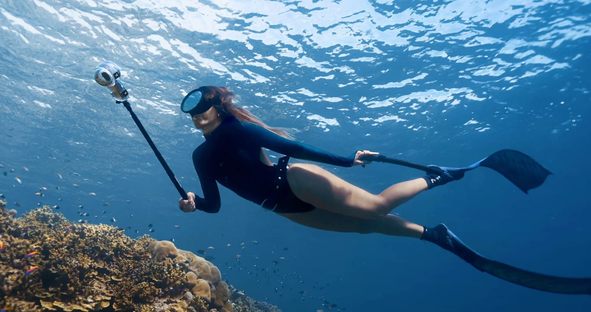 Экшн-камера Insta360 X5 Satin White Standard Bundle