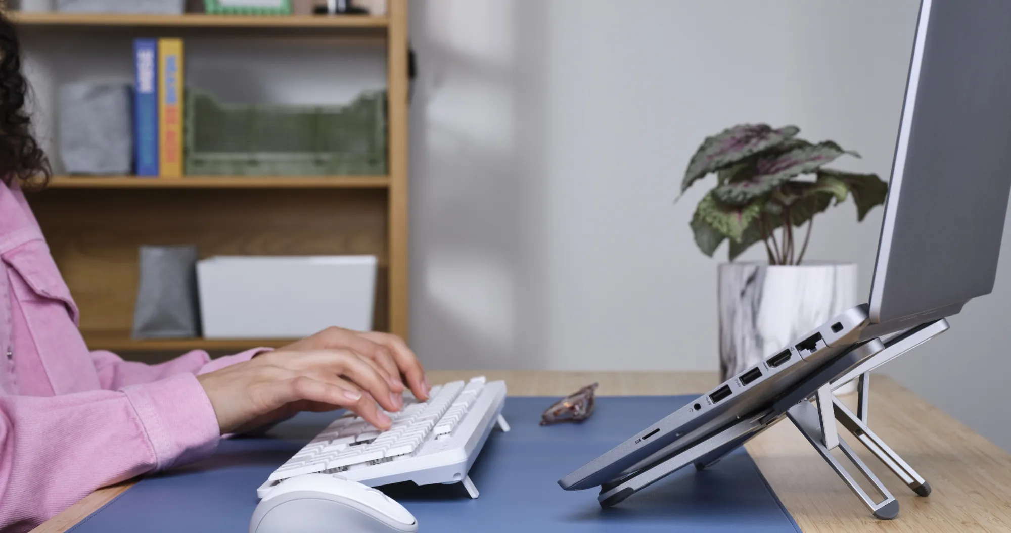 Подставка для ноутбука Trust Macy 17" (Grey)