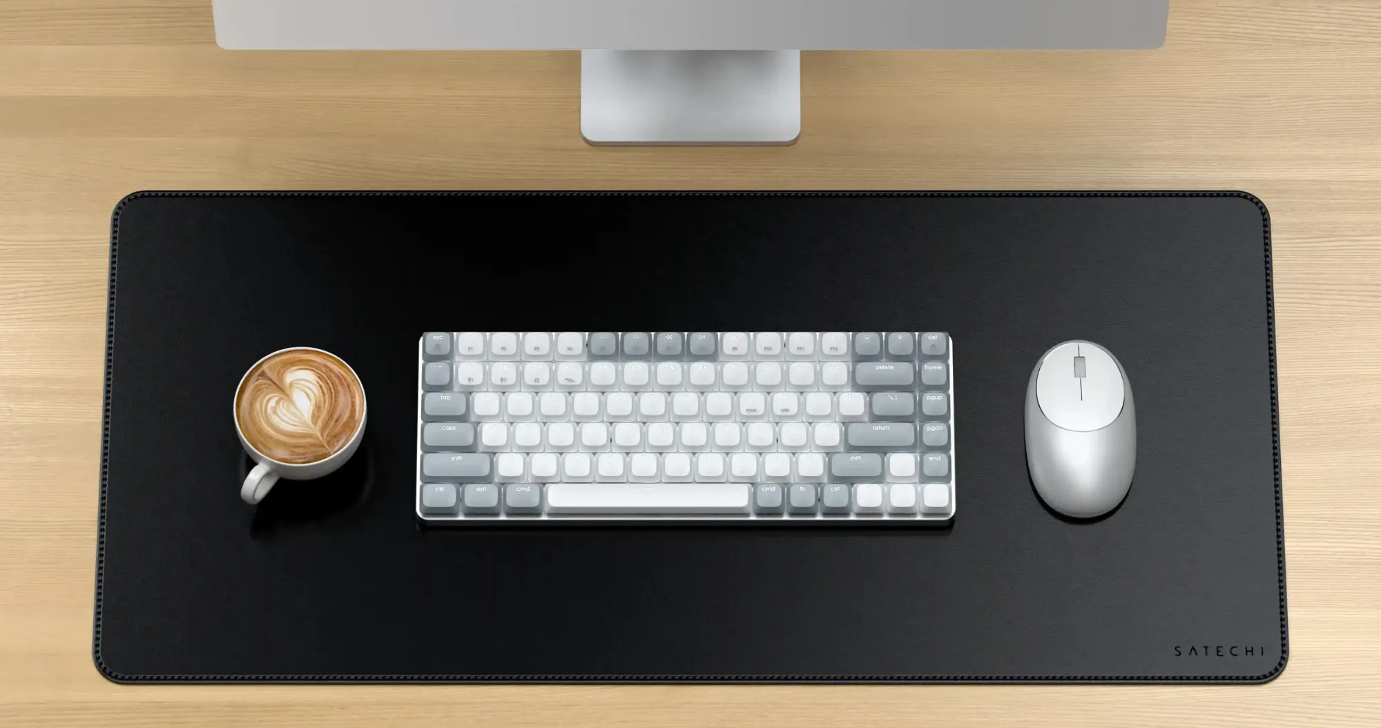 Коврик Satechi Vegan Leather Premium Desk Mat (Black) (UA)