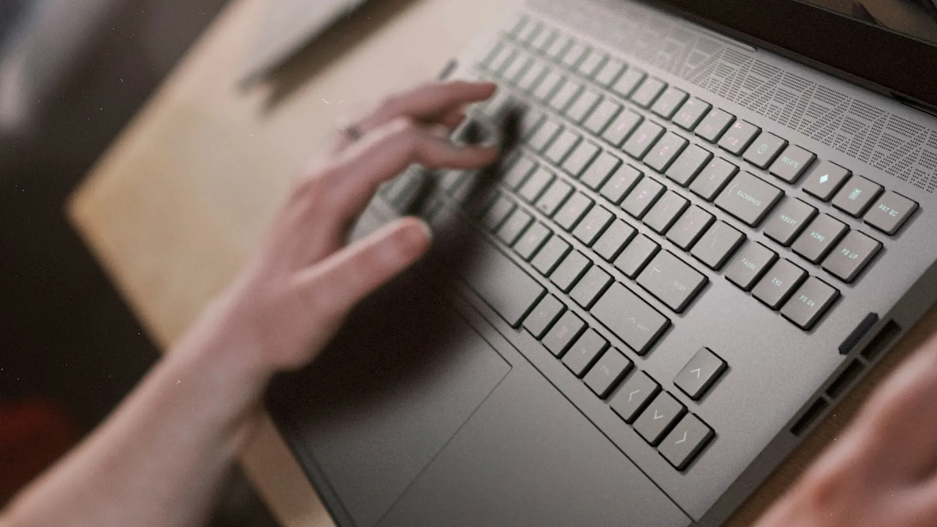 Ноутбук HP Omen 16-wd0073dx 16.1" (Intel Core i7/64GB/2TB (SSD)/RTX 4060) (9R640UA) (Standard) (Custom)