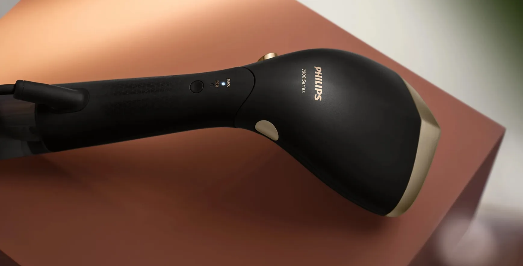 Відпарювач Philips STH7060/80 (Black) (EU)