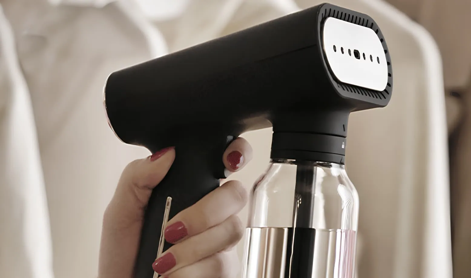 Відпарювач SteamOne EUXL400BV2 (Black) (UA)