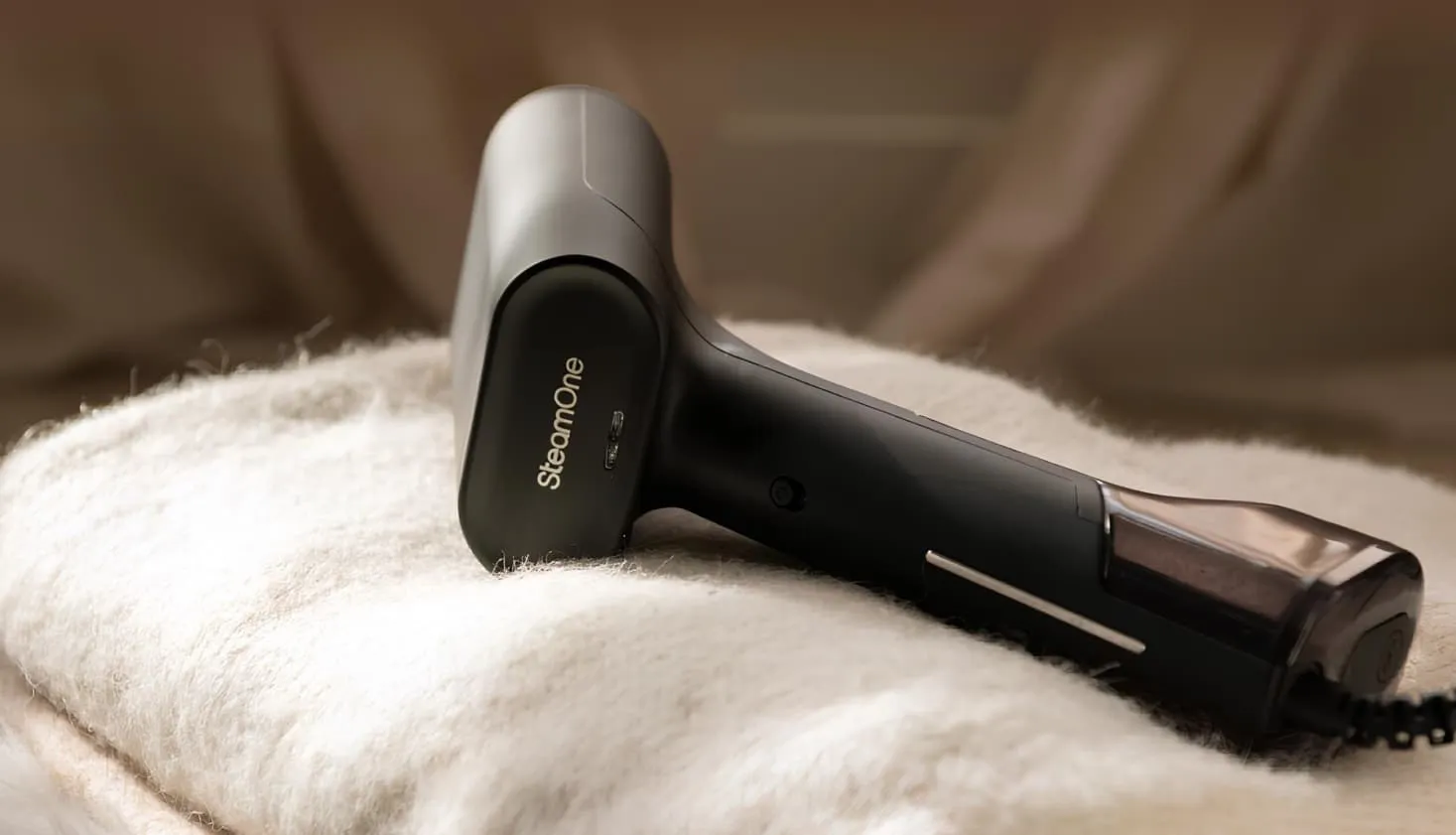 Відпарювач SteamOne EUDTC120B (Black) (Standard)