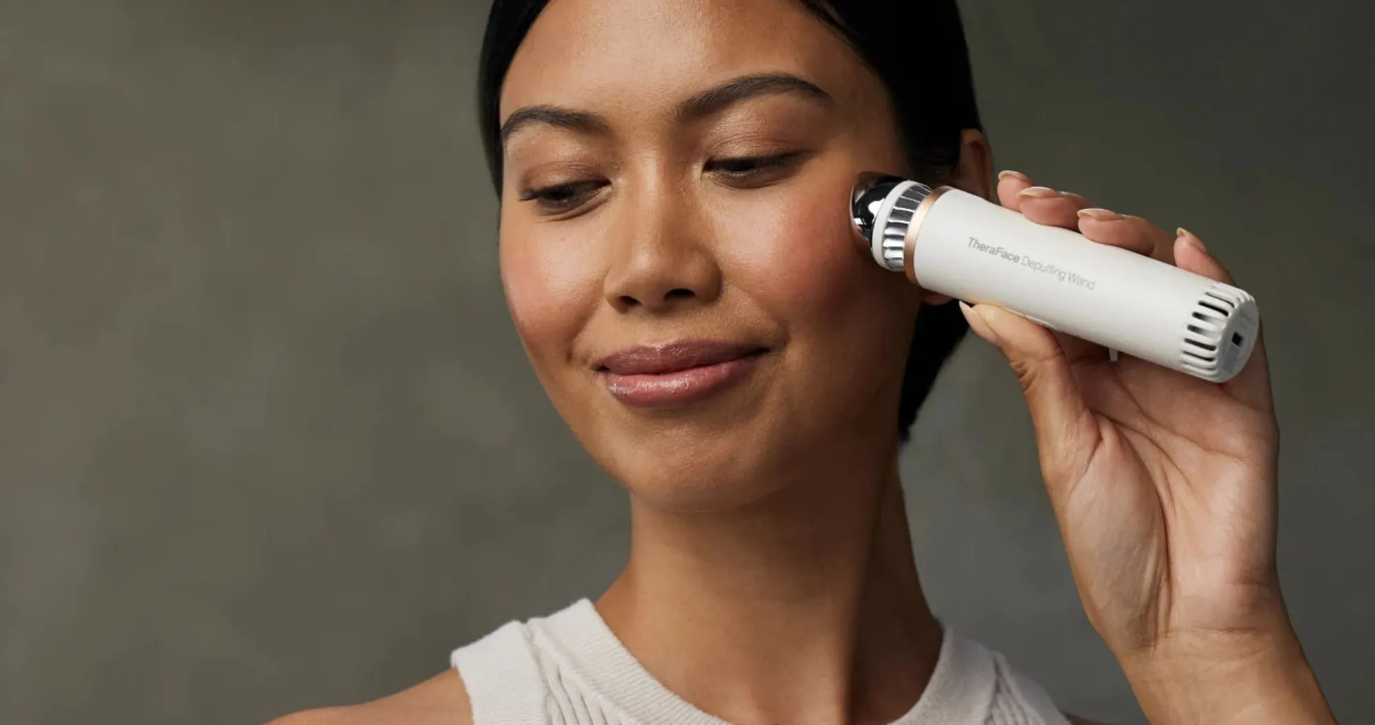 Устройство по уходу за лицом TheraFace Depuffing Wand (TF0004132-3A20) (White)