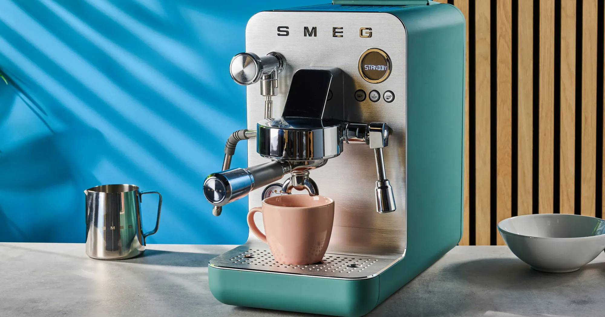 Кофемашина SMEG EMC02BLMEU (Black Matte) (EU)