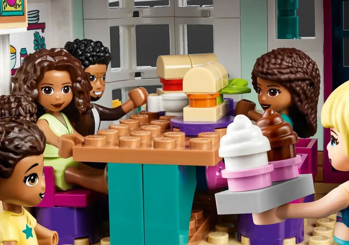 Конструктор LEGO Friends Andrea's Family House (41449)