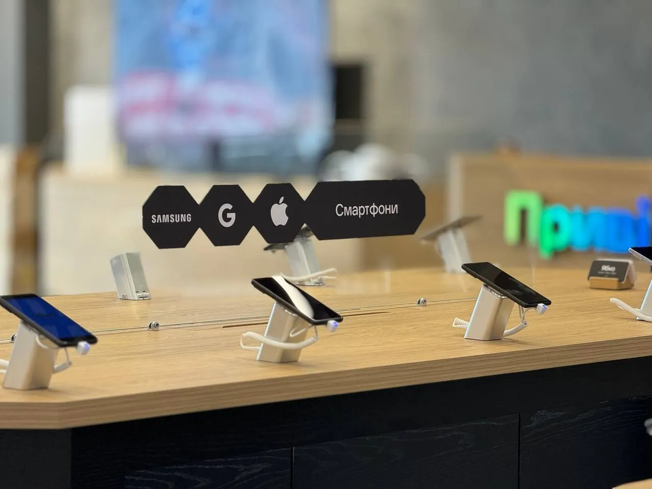 Ябко: о налогах, донатах и ​​тени