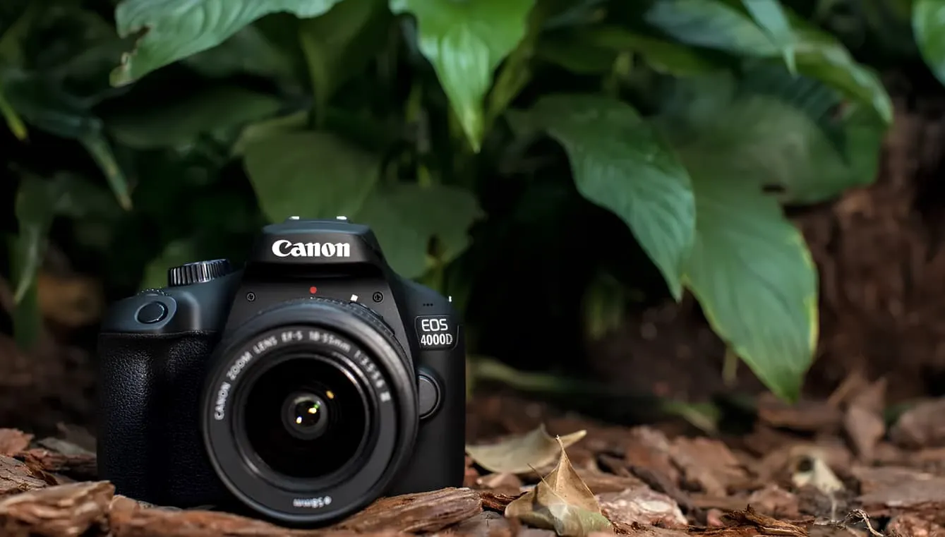 Цифровий фотоапарат Canon EOS 4000D Kit 18-55 III (3011C004) (Standard)