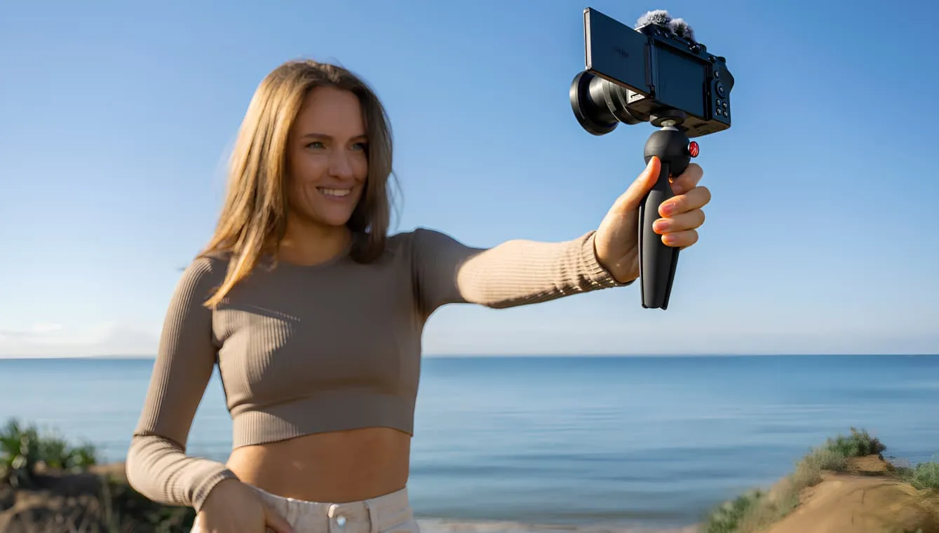 Цифровий фотоапарат Nikon Z30 Kit 12-28mm f/3.5-5.6 (VOA110K005) (Standard)