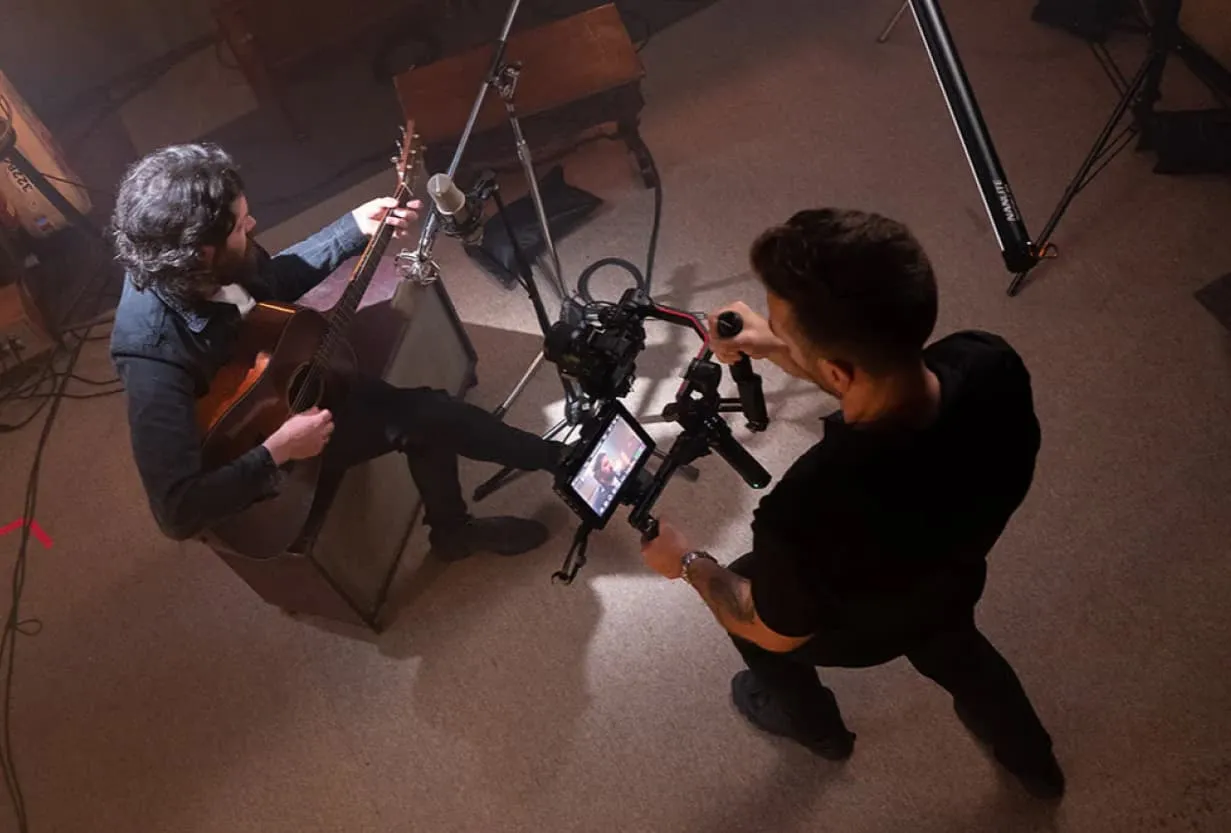 Цифровой фотоаппарат Panasonic Lumix S DC-S5 IIX Kit 20-60mm (DC-S5M2XKEE) (Standard)