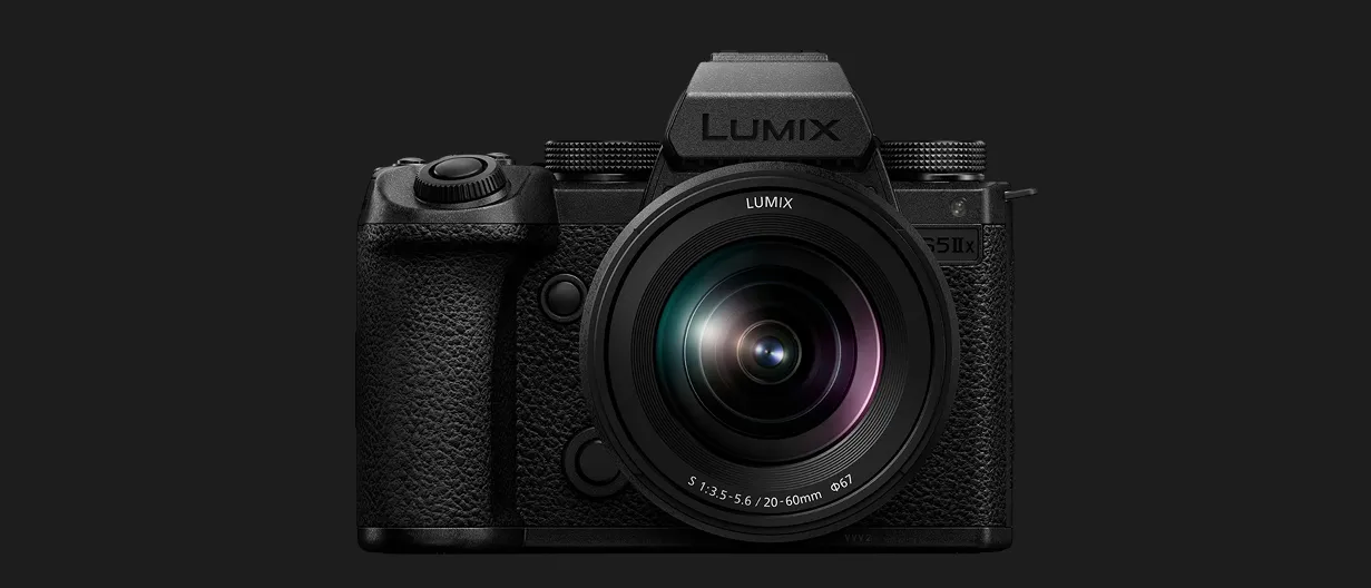Цифровой фотоаппарат Panasonic Lumix S DC-S5 IIX Kit 20-60mm (DC-S5M2XKEE) (Standard)