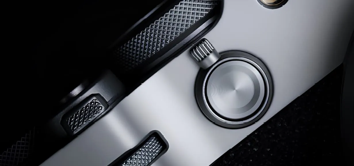 Цифровий фотоапарат Fujifilm X100VI (Silver) (16821793) (Standard)