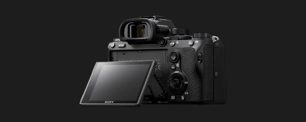 Цифровий фотоапарат Sony Alpha A7 III Kit 28-70mm (ILCE7M3KB) (Standard)