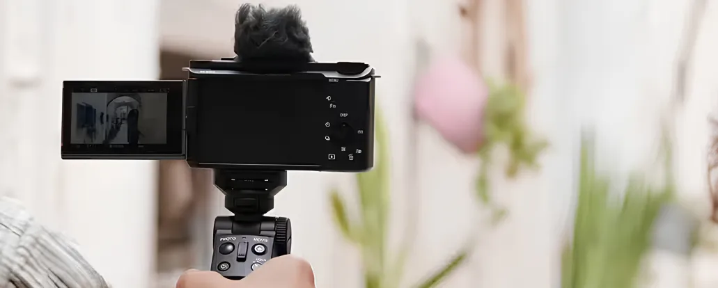 Цифровий фотоапарат Sony ZV-E10 II Body (Black) (ZVE10M2B) (Standard)