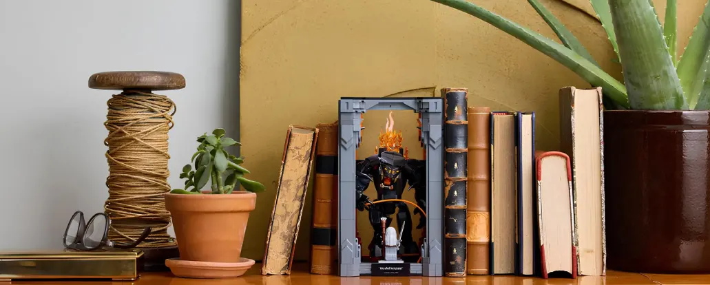 Конструктор LEGO Icons The Lord of the Rings: Balrog Book Nook (10367)