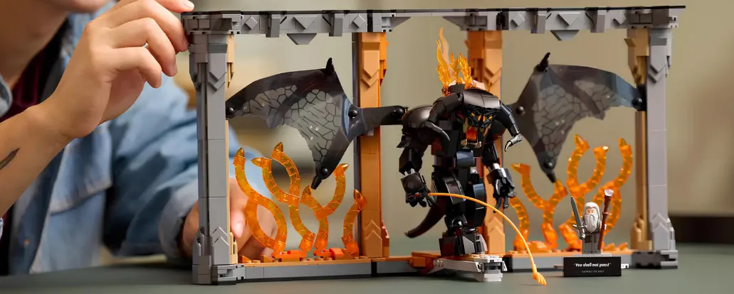 Конструктор LEGO Icons The Lord of the Rings: Balrog Book Nook (10367)