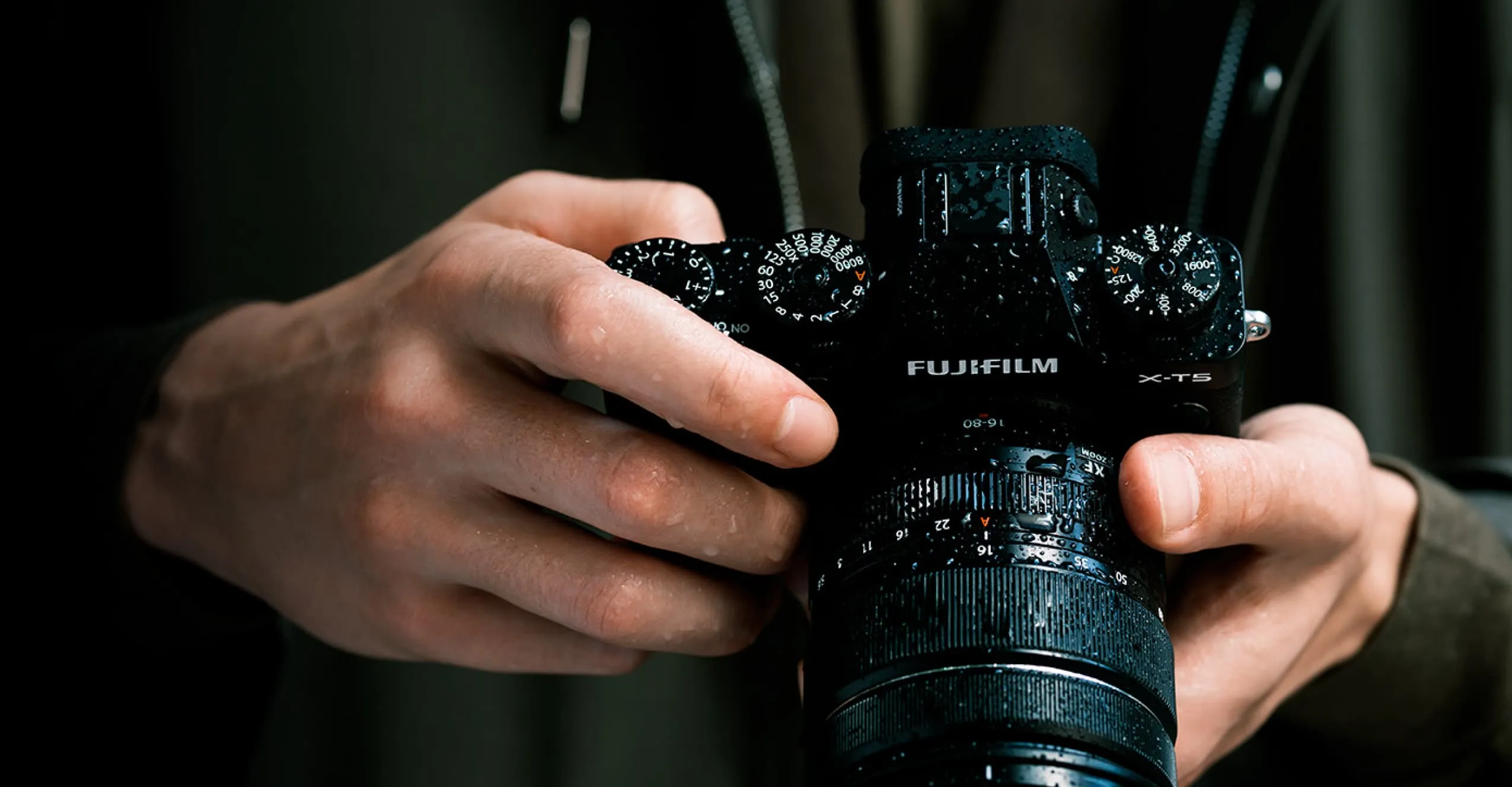 Цифровой фотоаппарат Fujifilm X-T5 Body (Silver) (16782337) (Standard)