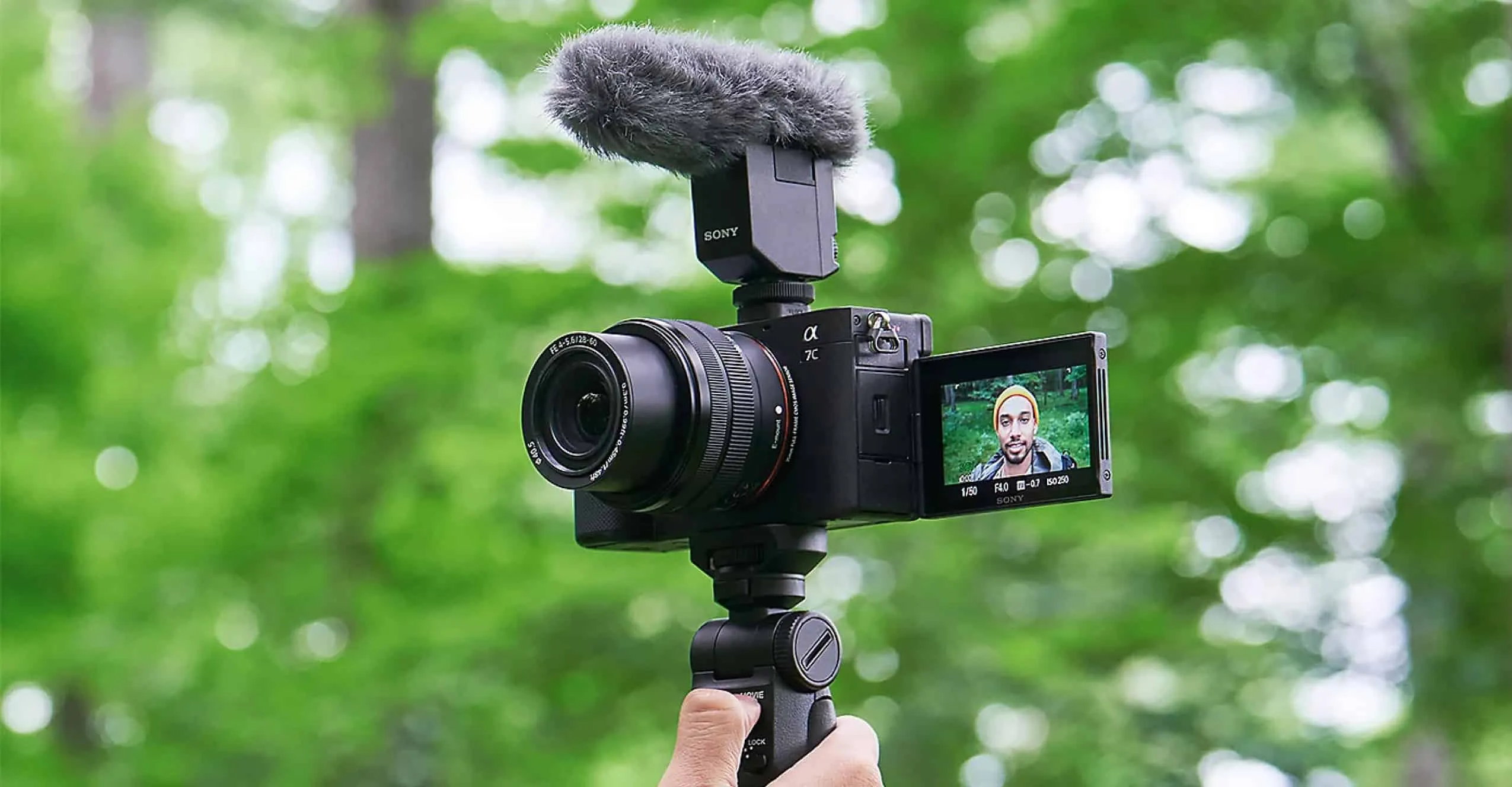 Цифровой фотоаппарат Sony Alpha A7C kit 28-60 mm (Black) (ILCE7CLB) (Standard)