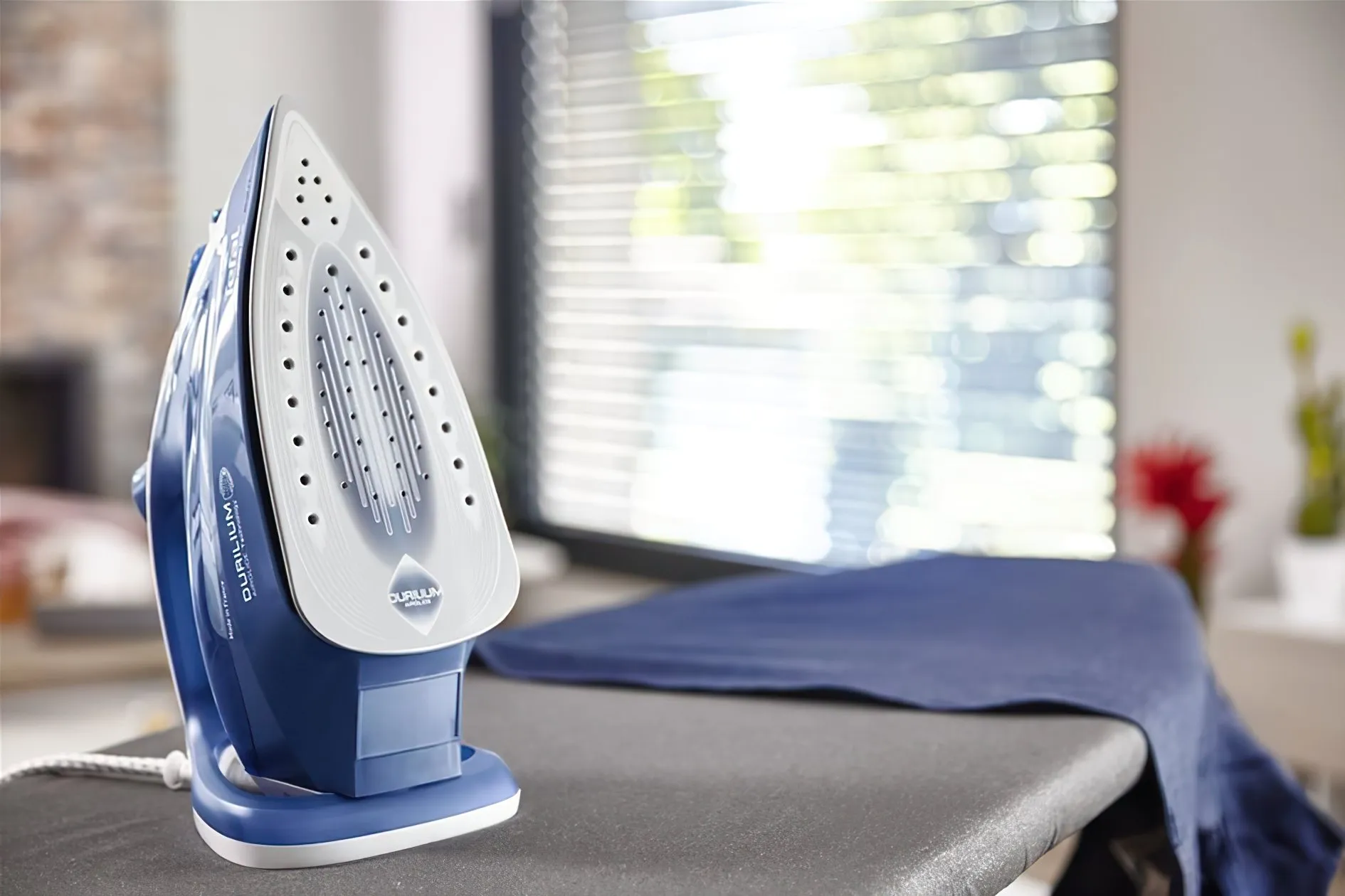 Праска Tefal FV5735E0 (White/Blue) (UA)