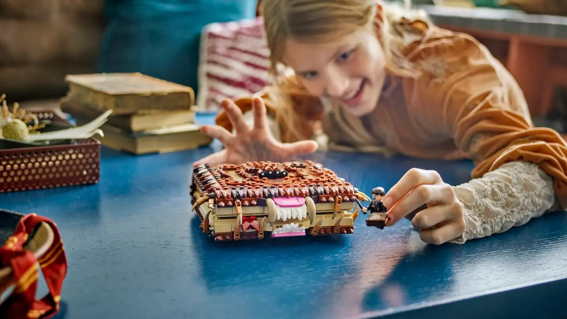 Конструктор LEGO Harry Potter Chomping Monster Book of Monsters (76449)