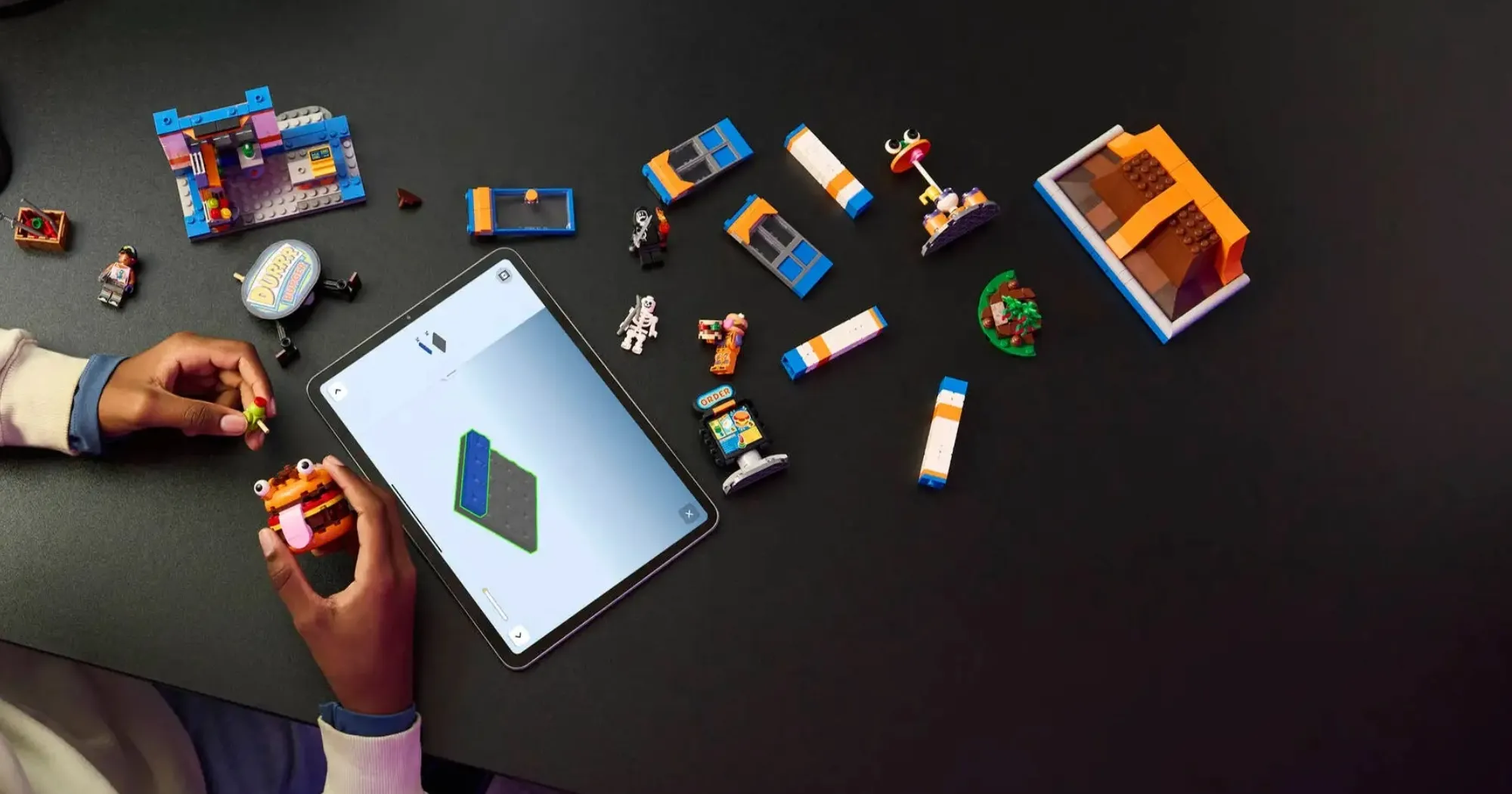 Конструктор LEGO Fortnite Durrr Burger ресторан (77076)