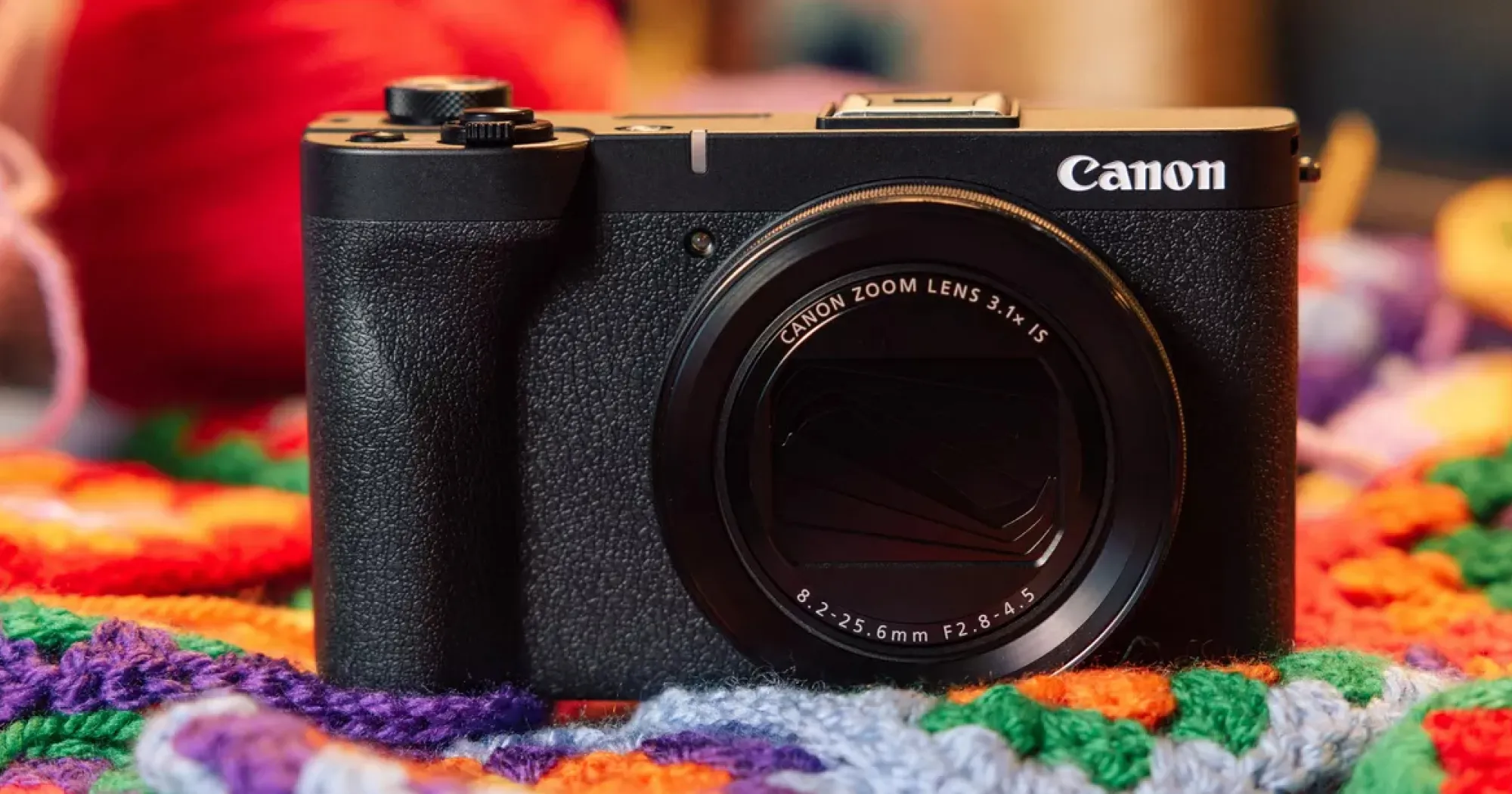 Компактный цифровой фотоаппарат Canon PowerShot V1 (Black) (6390C005) (Standard)