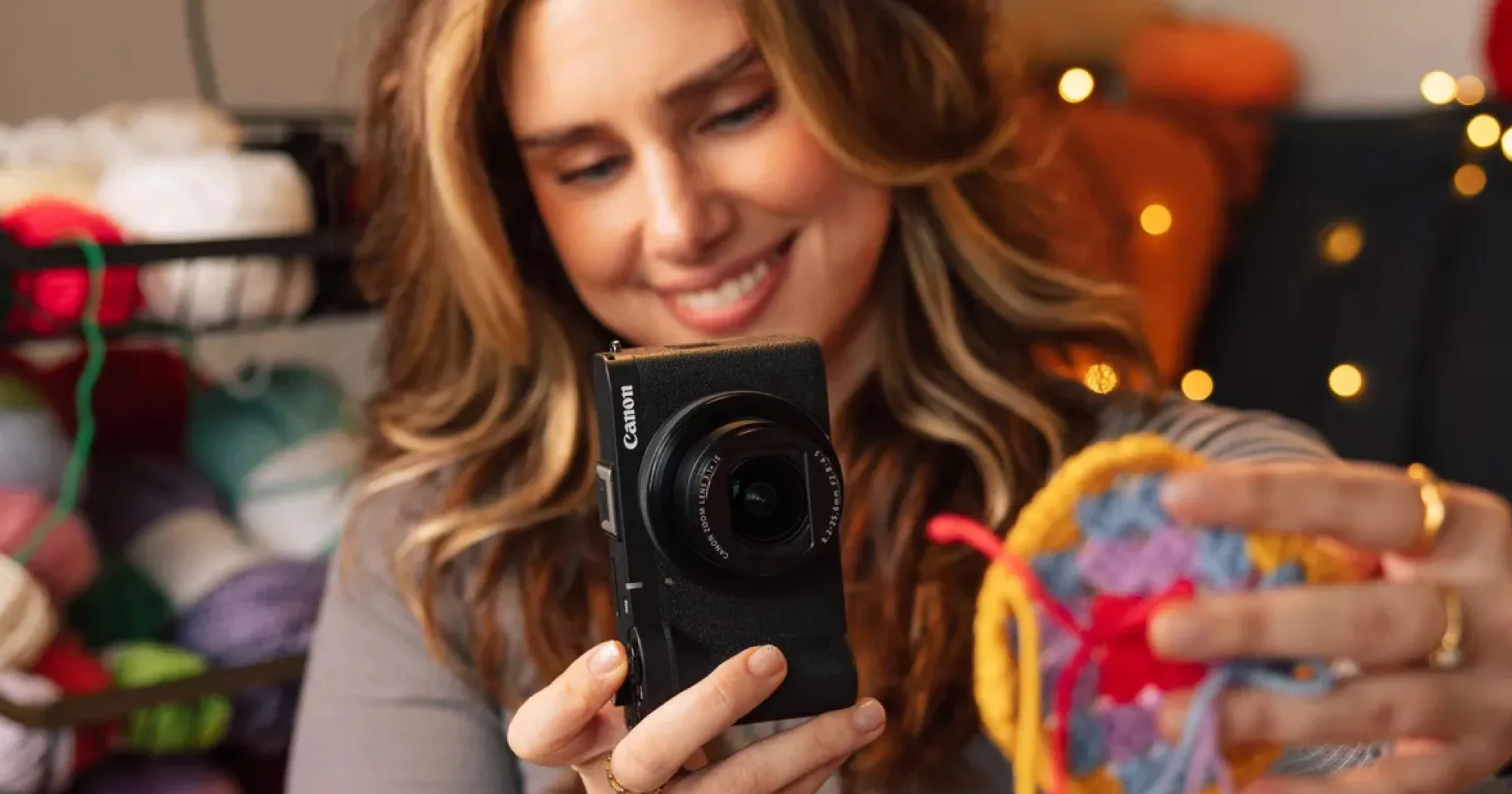 Компактный цифровой фотоаппарат Canon PowerShot V1 (Black) (6390C005) (Standard)