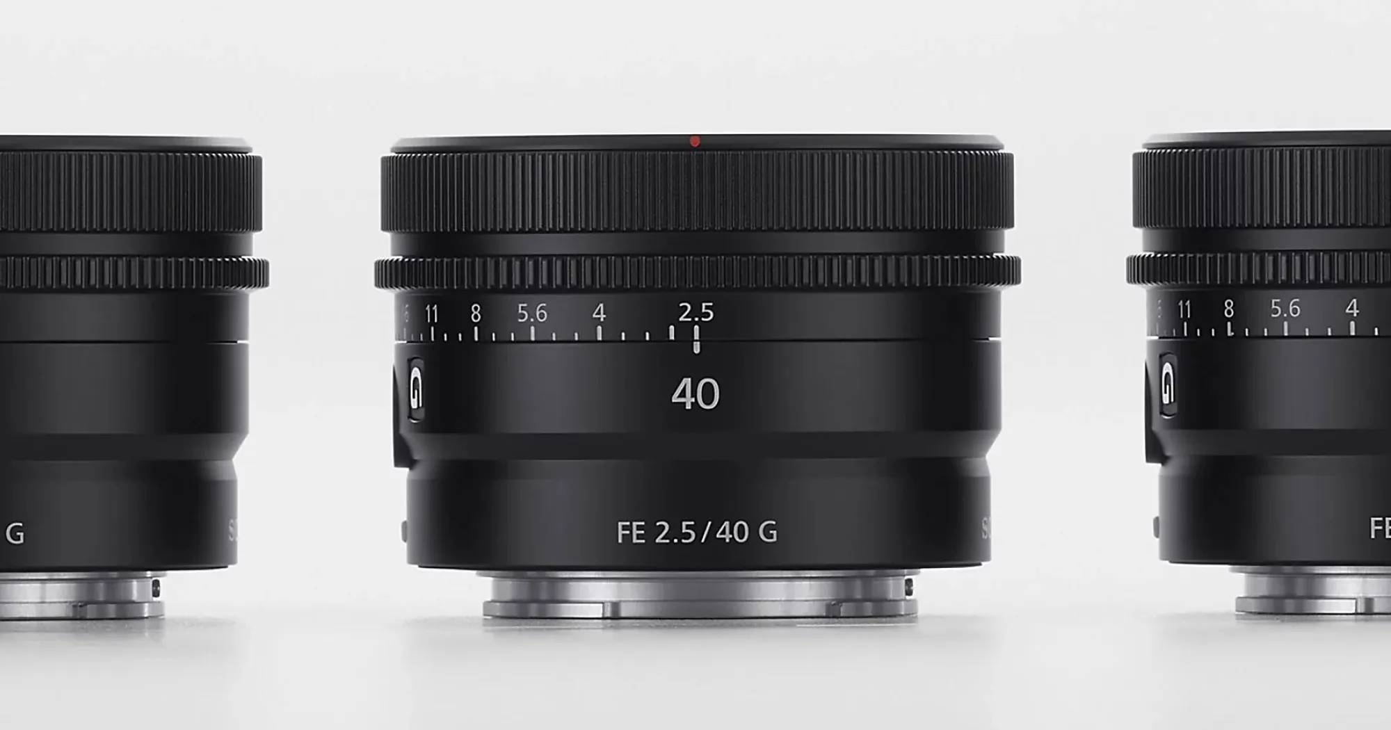 Стандартный объектив Sony FE 40mm f/2.5 G (SEL40F25G.SYX) (Standard)