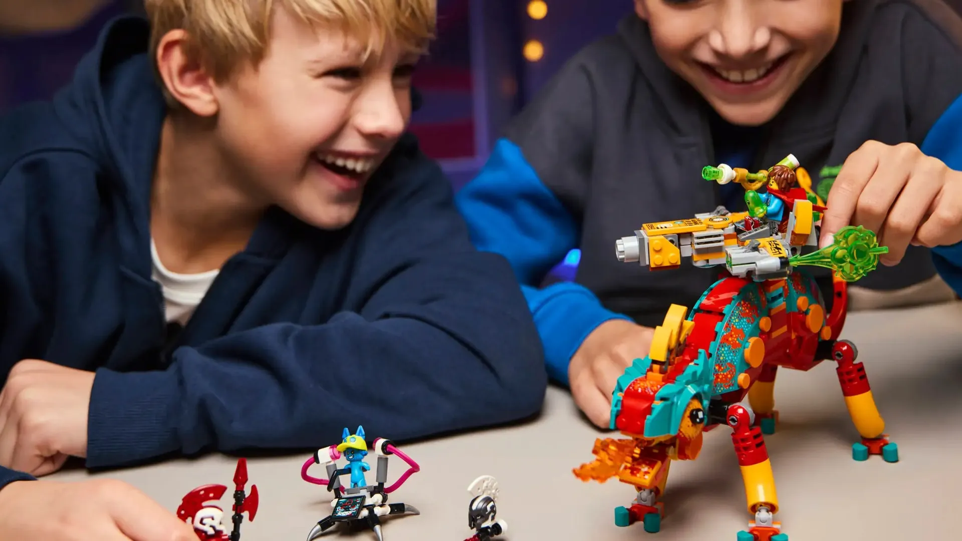 Конструктор LEGO DREAMZzz Вогняний хамелеон Матео (71492)
