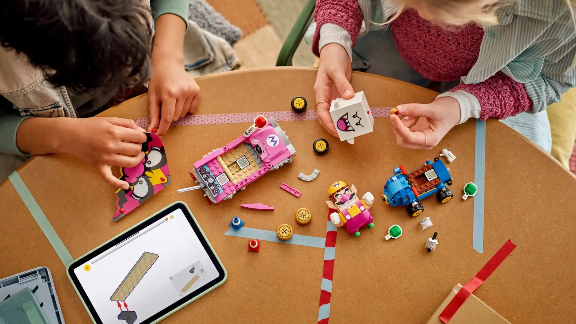 Конструктор LEGO Super Mario Kart Wario & King Boo