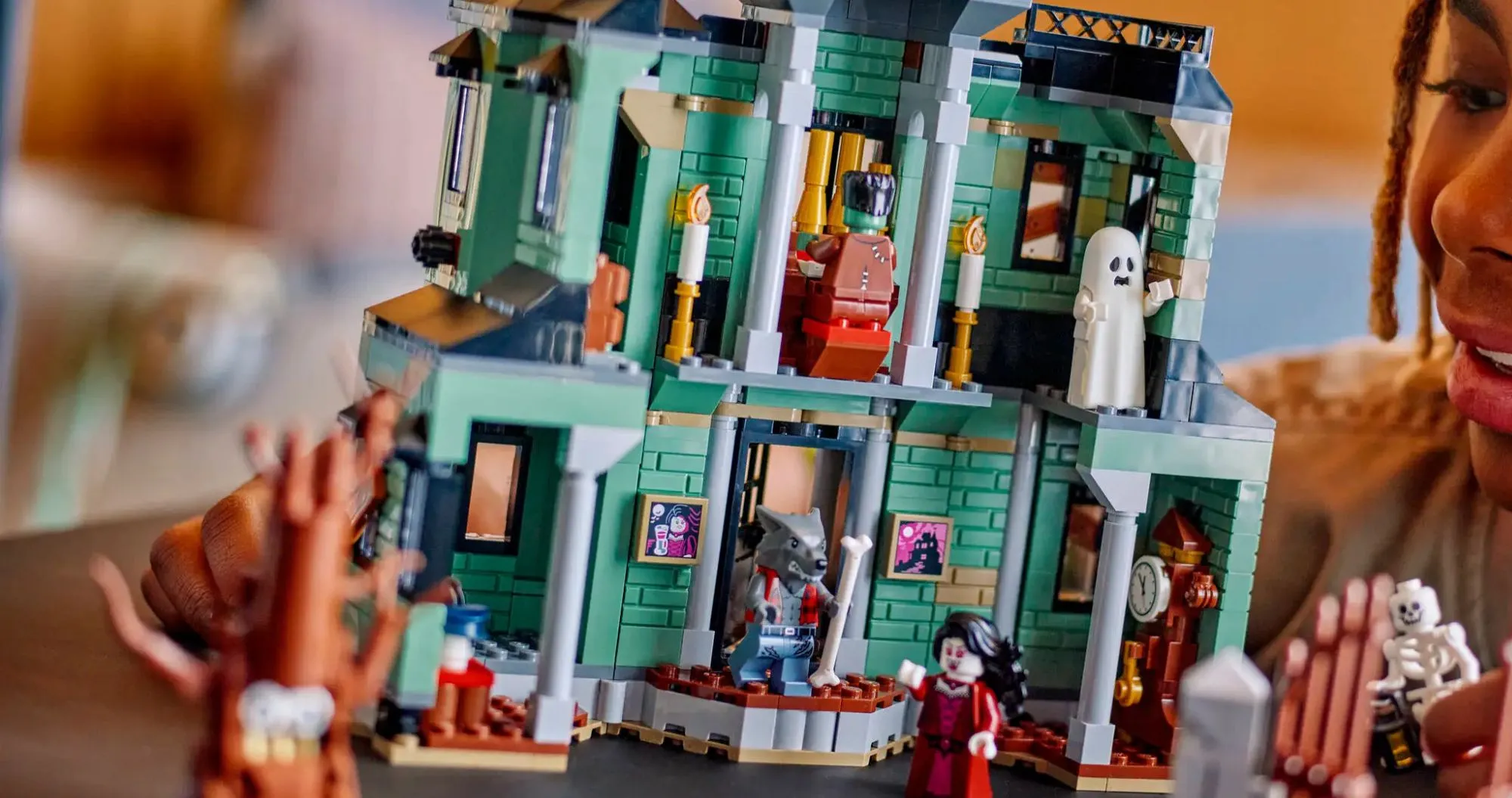 Конструктор LEGO Creator Haunted Mansion (31167)