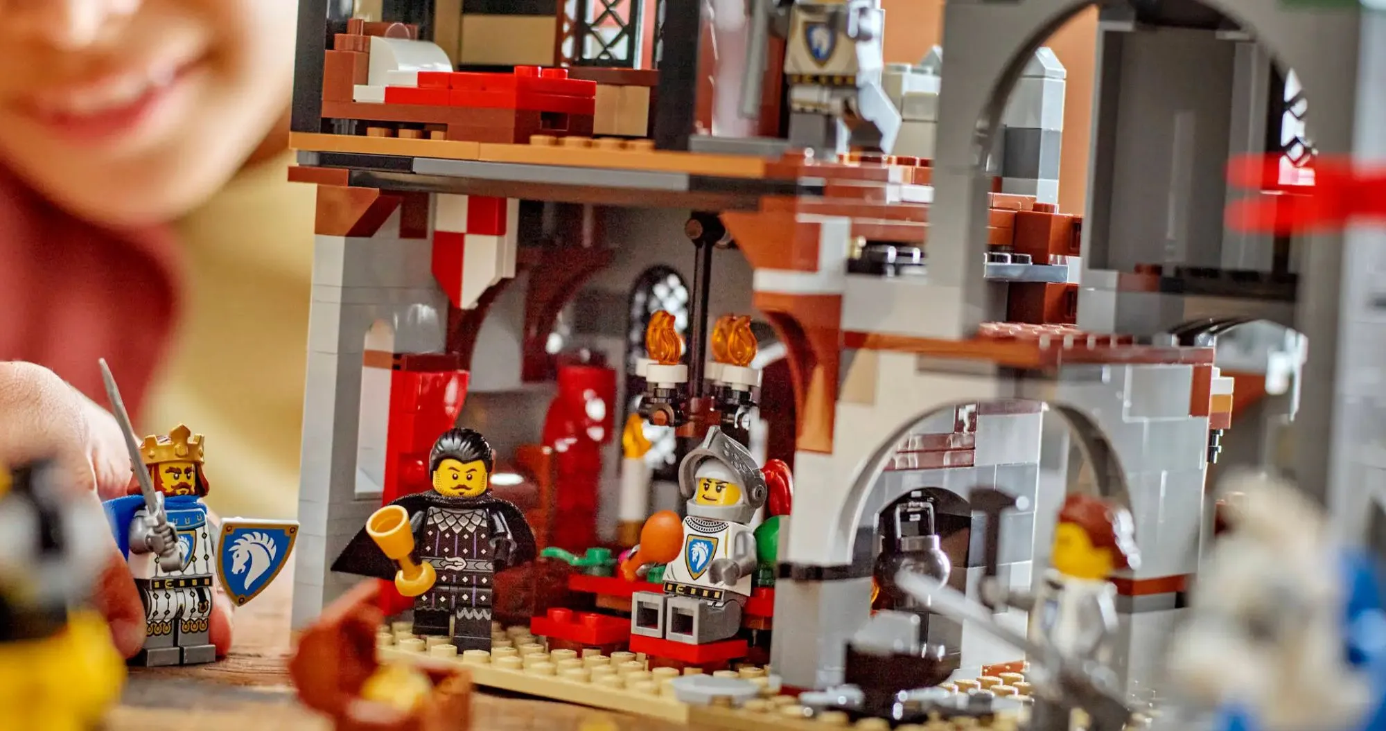 Конструктор LEGO Creator Средневековый замок с рыцарем на коне (31168)